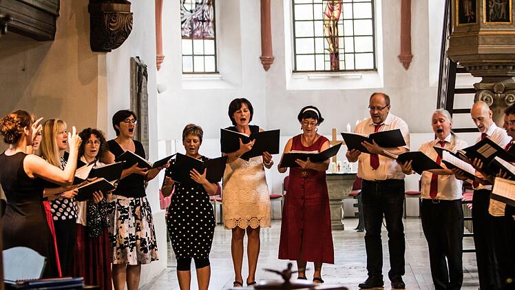 Impressionen vom Friedensdank-Konzert in St. Laurentius in MeederFoto: Jochen Berger