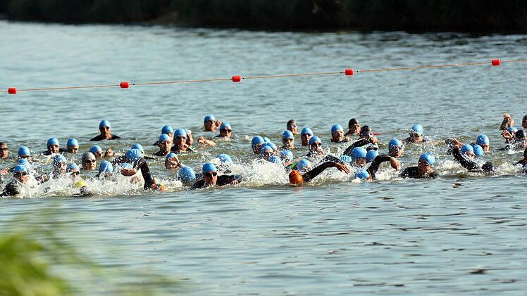 Eng ging es im Wasser zu.