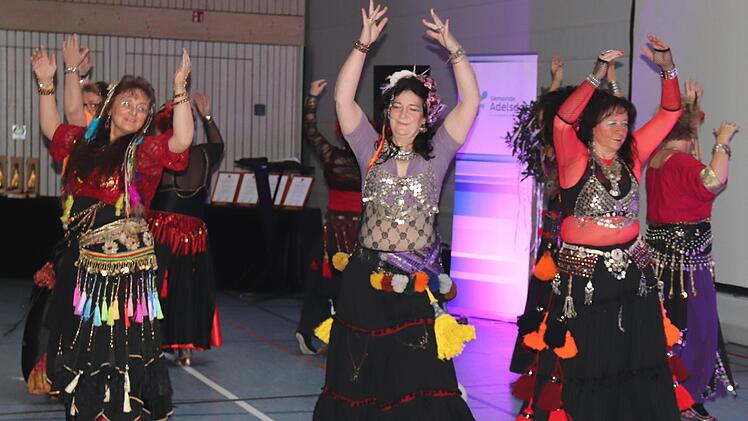 Ein Bauchtanz gefällig? Die Tanzgruppe "Dajira"