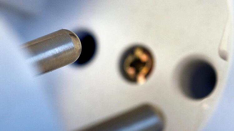 Strom, Stromkosten, Sparen, Energiekosten