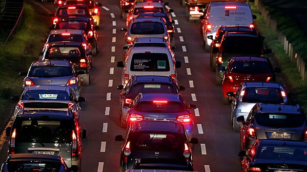 Stau nach Unf&auml;llen auf A73 bei Bamberg
