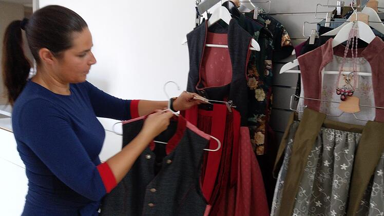 Kein Dirndl gleicht dem anderen. Foto: Simone Bastian