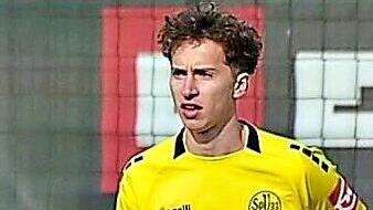 Der geb&uuml;rtige K&uuml;pser Maximilian Weimer von der SpVgg Bayern Hof, hier noch im Trikot der SpVgg Bayreuth. Dirk Meier