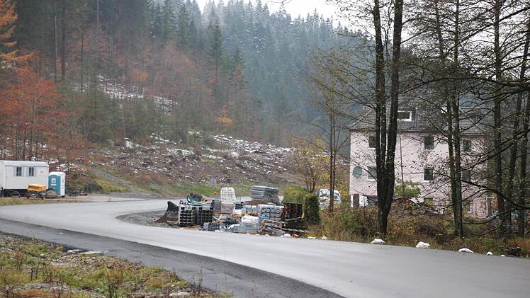 Auch nach der Felsnase gibt es eine Kurve.  Foto: Friedwald Schedel