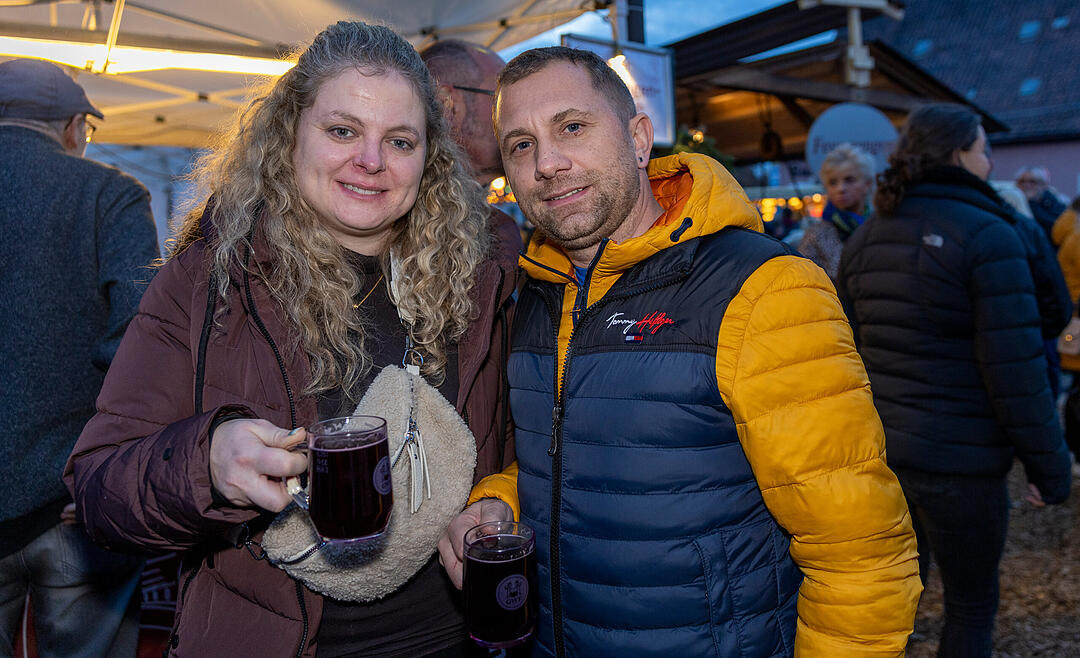 R&ouml;delsee, Traditioneller Weihnachtsmarkt rund um das Schloss