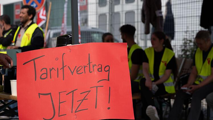 Forderung nach Tarifvertrag