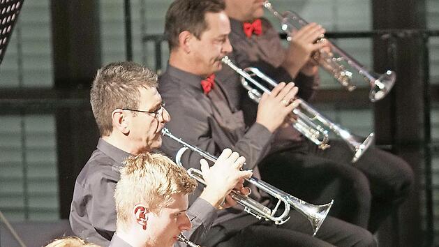 Auch nach der einjährigen Virus-Zwangspause konnte der Musikverein Ebersdorf-Grub mit seinem Jahreskonzert am Samstag eine treue und begeisterte Anhängerschaft unterhalten.