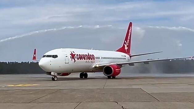 Flughafen N&uuml;rnberg: Pilot landet letztes Mal am Airport und erlebt &Uuml;berraschung