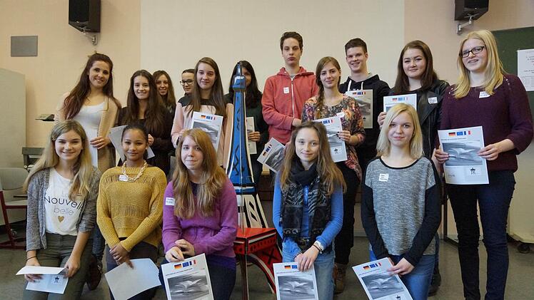 Aus fünf Schulen kommen die 16 Teilnehmer.