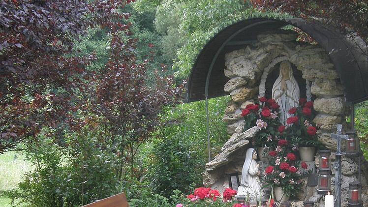Die Mariengrotte an der Ransbachmühle wurde zu Ehren der Muttergottes von Lourdes 1910 erbaut.  Foto: Philipp Bauernschubert
