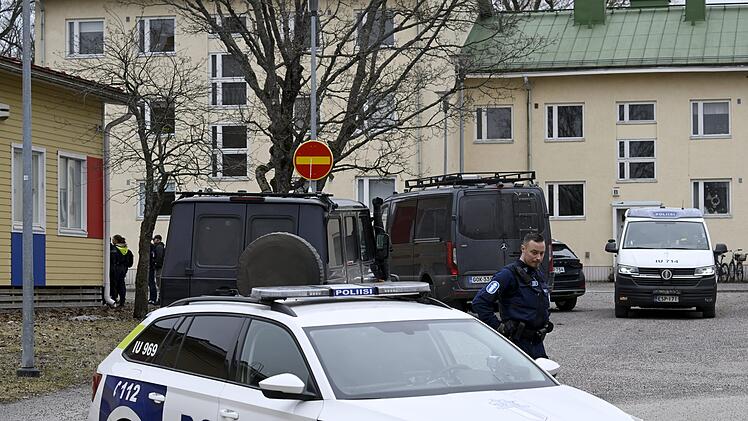 Schüsse in Grundschule in Finnland - Zwölfjähriger tot