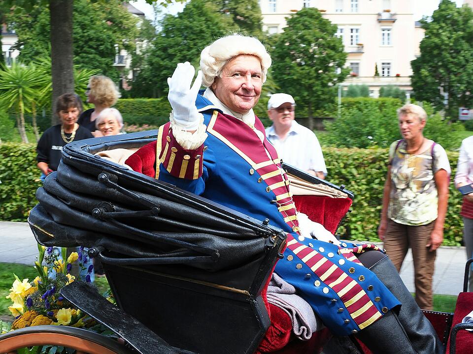 Großer historischer Festzug durch Bad Kissingen!
