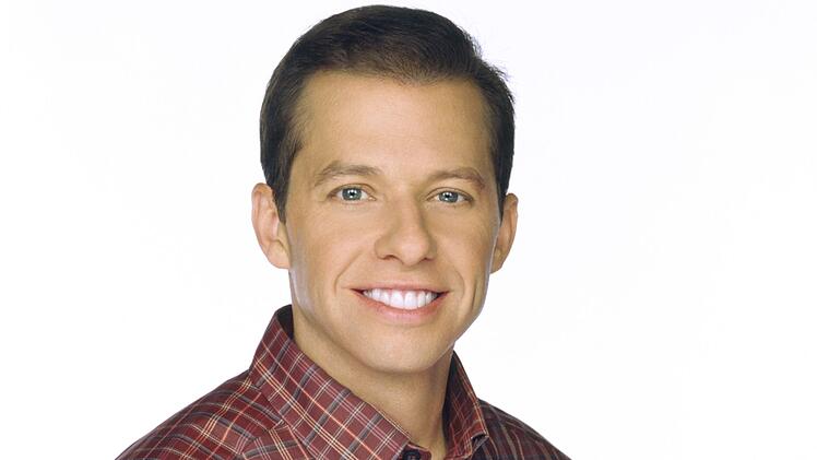 F&uuml;r seine Leistung als tollpatschiger Loser Alan Harper bekam Jon Cryer zwei Emmys.