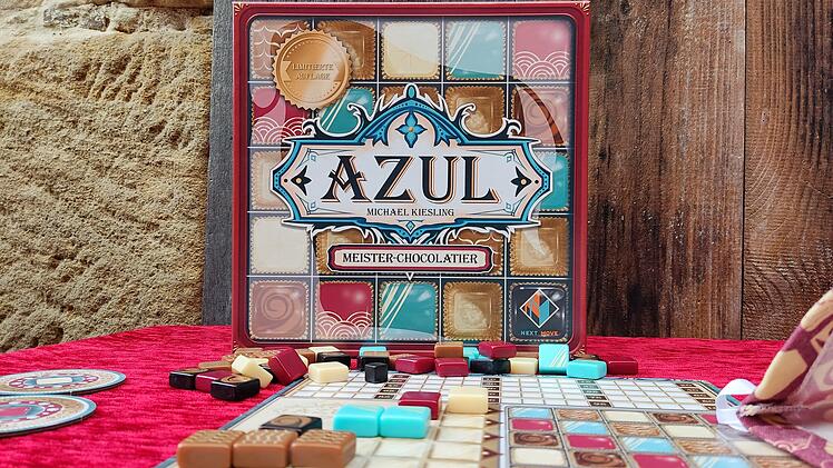 Azul: Meister-Chocolatier: Rezension des Pralinen-Puzzelspiels