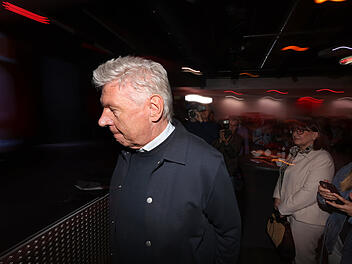 M&uuml;nchner OB verk&uuml;ndet sofortigen R&uuml;ckzug - "ich hab's verbockt"