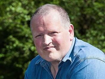 Mit einer Serie von 20 Fotos, die er in Leipzig bei Wave-Gotik-Treffen schoss, wurde Lothar Nöth aus Burglauer "Maitre Photographe" der FIAP ("Fédération Internationale de l'Art Photographique", Dachorganisation der Amateurfotografen) . Fotos: Lothar Nöth