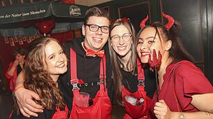 Faschingsparty vom Feinsten in der Stadthalle Stadtsteinach.