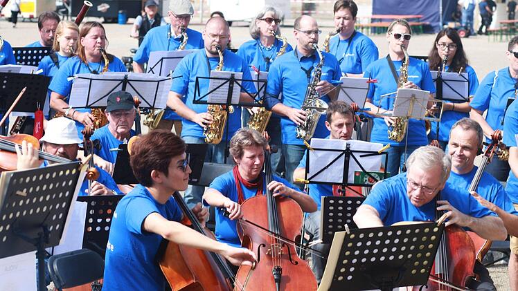 Impressionen vom ersten Symphonic Mob Bayerns auf dem Coburger SchlossplatzFoto: Jochen Berger