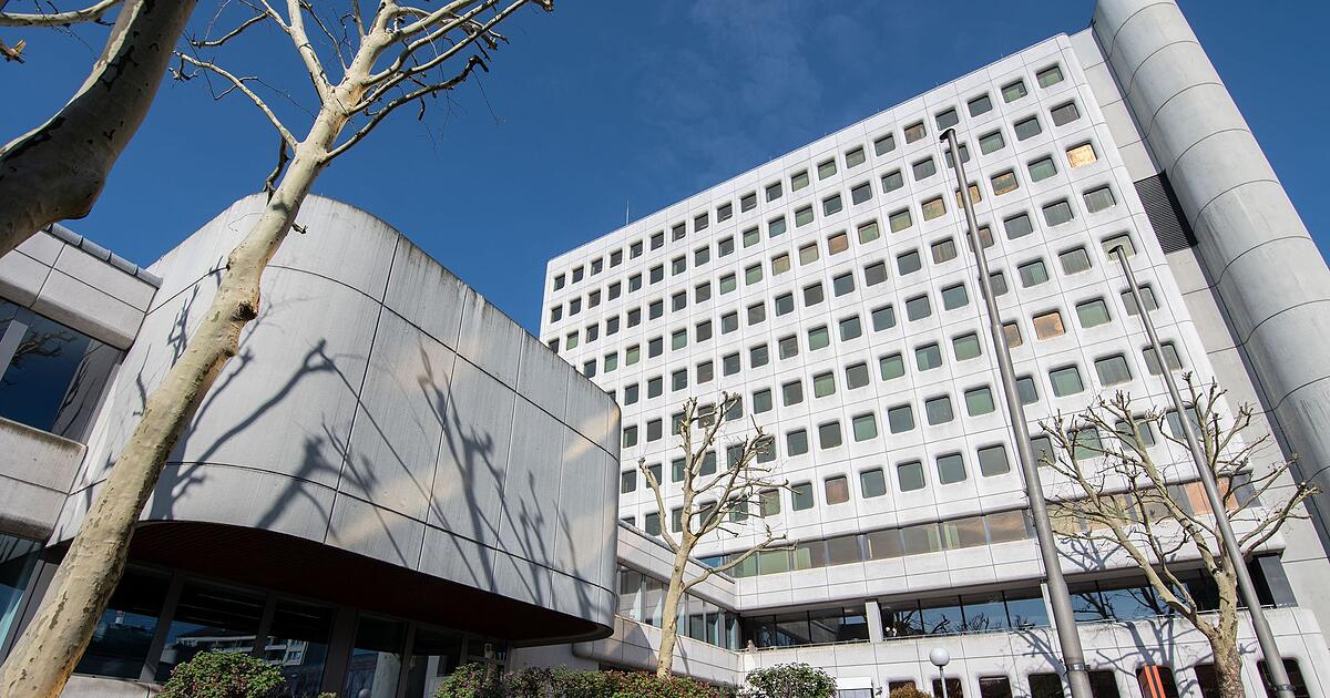 M-dchen-jahrelang-versteckt-Prozess-gegen-Mutter-gestartet