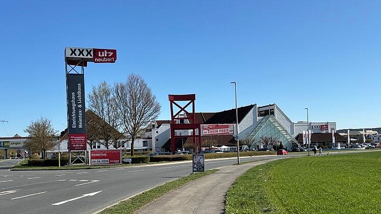 XXXLutz Neubert Hirschaid