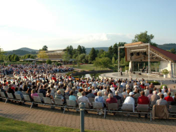 Seebühne in Bad Staffelstein: Komplettes Open-Air-Programm für 2026