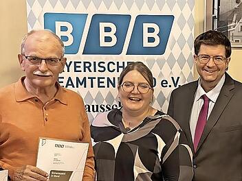 Geehrt wurden (von links): Matthias Langhojer (25 Jahre), Rudi Eck (40 Jahre), Ortsvorsitzende Susanne Schweda, BBB-Kreisausschussvorsitzender Alexander Wilhelm und Günther Haderlein (25 Jahre).