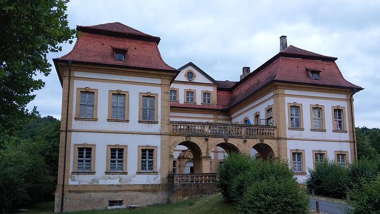 Wie teuer die Sanierung des Heilgersdorfer Schlosses wird, hängt auch davon ab, wie das Schloss künftig genutzt wird.  Foto: Simone Bastian