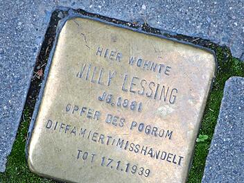 Der Stolperstein für Willy Lessing - Willy-Lessing-Straße 8 - steht hier symbolisch für alle Bamberger Opfer der nationalsozialistischen Gewaltherrschaft. Auch dieser Stein soll geputzt werden.