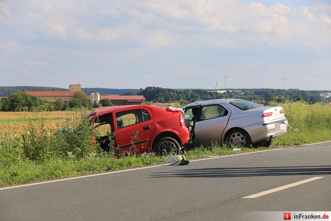Schwer Unfall auf B470 bei Dachsbach