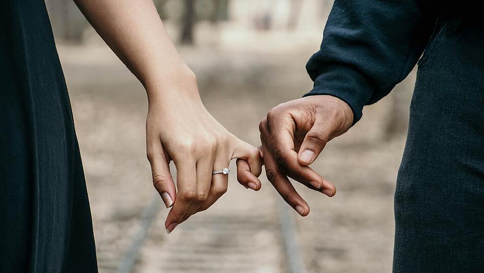 Liebe oder Gewohnheit: Der große Test Liebe oder Gewohnheit – In Langzeitbeziehungen oft schwierig zu beantworten