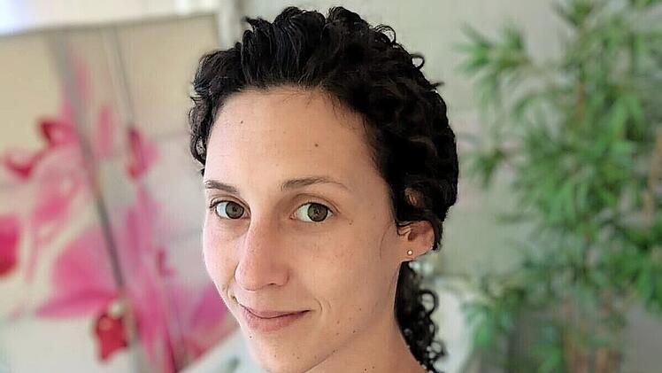 Hebamme mit Uni-Abschluss: Anne Merz ist in diesem Jahr als Jahrgangsbeste des ersten Studiengangs Hebammenwissenschaft an der Hochschule Coburg ausgezeichnet worden.