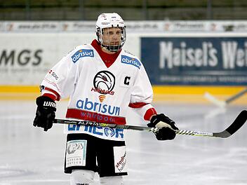 Läuft weiter für den ESC Haßfurt in der Landesliga auf: Kapitän Christian Dietrich Foto: Ralf Naumann
