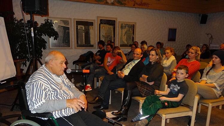 Viele Rhöner kannten Fritz Pawelzik vom Missio-Camp, haben seine Bücher gelesen und Jahr für Jahr seinen packenden und lebendigen Vorträgen gelauscht. Foto: Marion Eckert/ Archiv