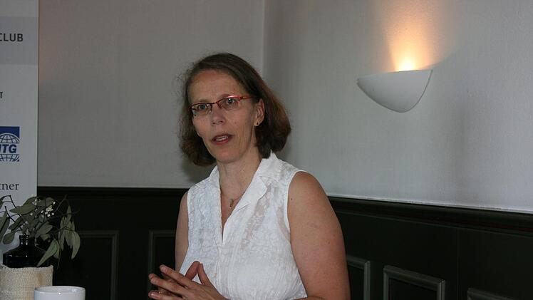 Doris Fischer, Expertin für die Wirtschaft in  China, referierte beim  Breakfast Club  auf der  Festung Rosenberg.Maria Löffler