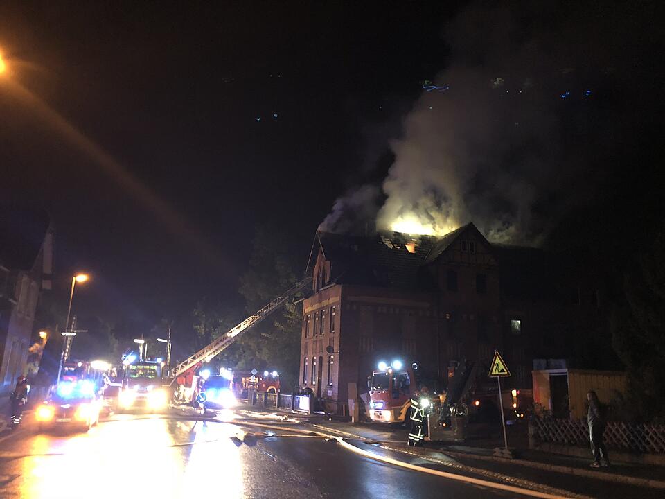 Coburg: Rettungseinsatz nach Brand in Mehrfamilienhaus