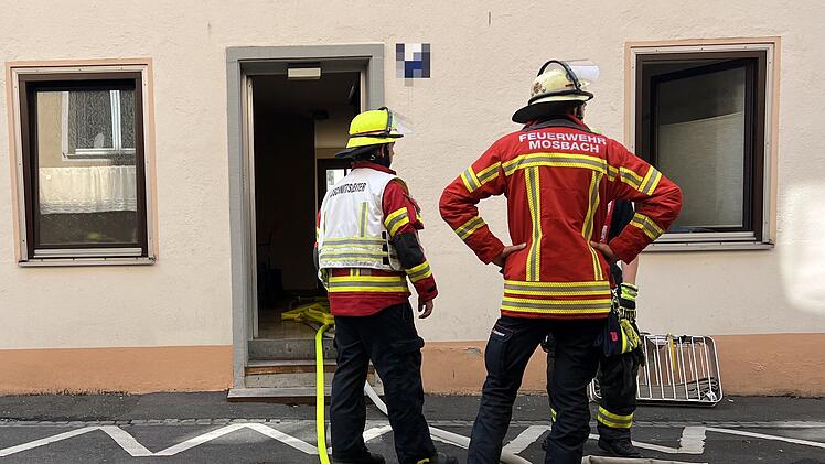 Verpuffung in Würzburg: Arbeiter beschädigen wichtige Leitung