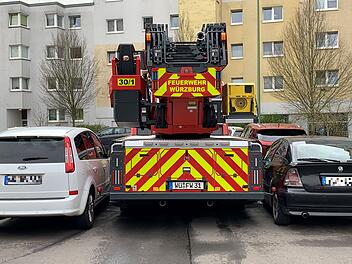 Stadt Würzburg sieht "Gefahr in Verzug": Arbeit von Rettungskräften "erheblich erschwert"
