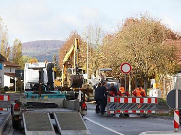 In der Saaletalstraße bringen sich die Maschinen in Stellung. Foto: Arkadius Guzy