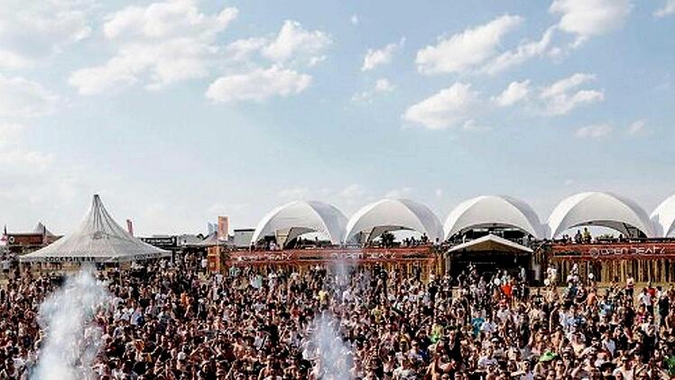 Die Stimmung war egal bei welchem Wetter bestens.   Foto: privat