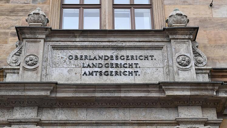 Der Prozess vor dem Schwurgericht am Landgericht wird fortgesetzt. Foto: Ronald Rinklef