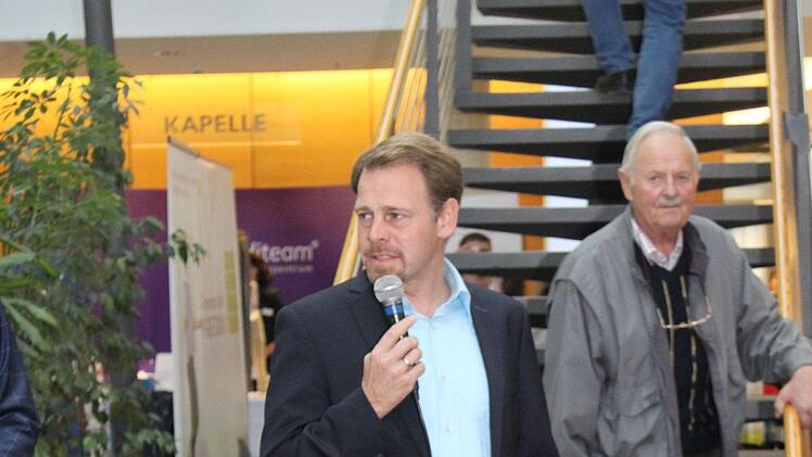 Krankenhausdirektor Sven Oelkers begrüßte die Gäste.