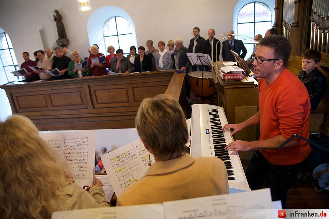 Nach einjähriger Kirchensanierung: Hannberg feiert die Wiedereröffnung der Wehrkirche der Pfarrei Geburt Mariens Hannberg