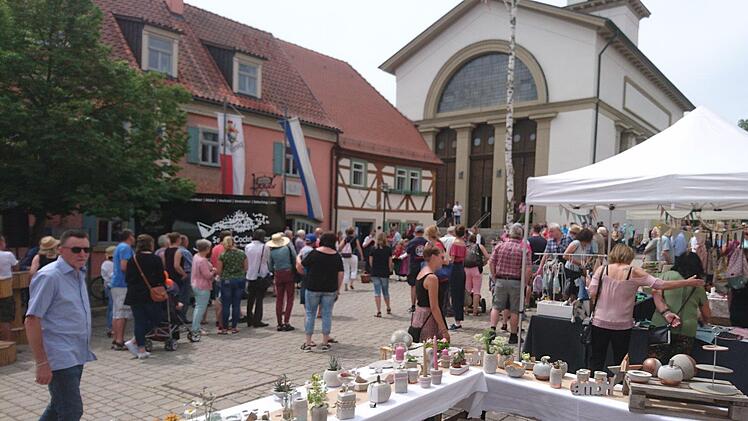 Das "Ebenh&auml;user Pfingstm&auml;rktle" (hier ein Archivbild von 2019), konnte  zwei Jahre lang nicht stattfinden. Da sich das Programm f&uuml;r den ausgefallenen Pfingstmarkt 2020 noch immer komplett ausgearbeitet in der Schreibtischschublade befindet, kann es eins zu eins f&uuml;r 2022 &uuml;bernommen werden. Foto: Archiv/Elisabeth Mehn