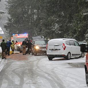 Frontalzusammenstoss nach starken Schneefall