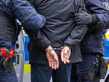 Tatverdächtige nach Raubüberfall im Kreis Haßberge festgenommen