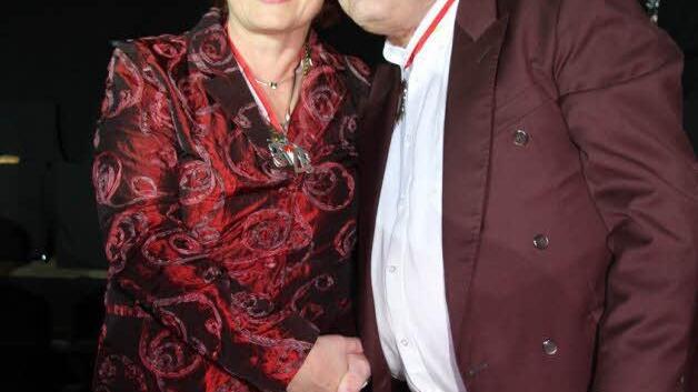 Erika Sesselmann und Klaus-Peter Wulf engagieren sich seit Jahrzehnten für den Stadtsteinacher Fasching. Erika Sesselmann näht die Kostüme, Klaus-Peter Wulf macht die Pressearbeit.