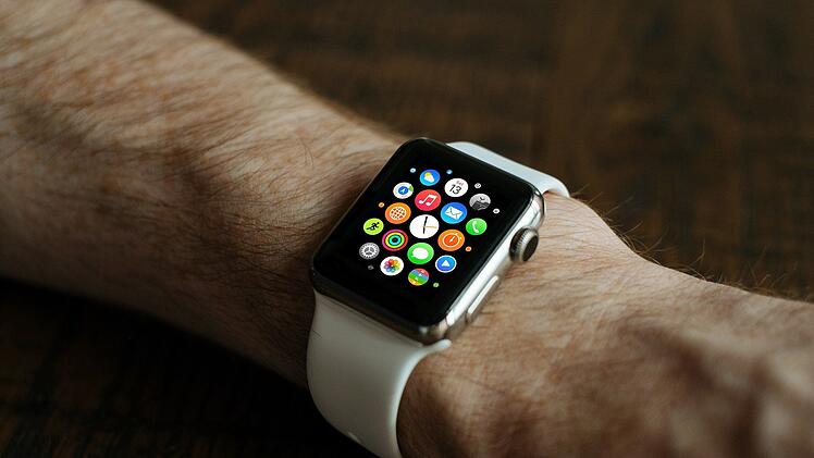 Smartwatch und Fitness-Tracker: Angebote am Cyber Monday