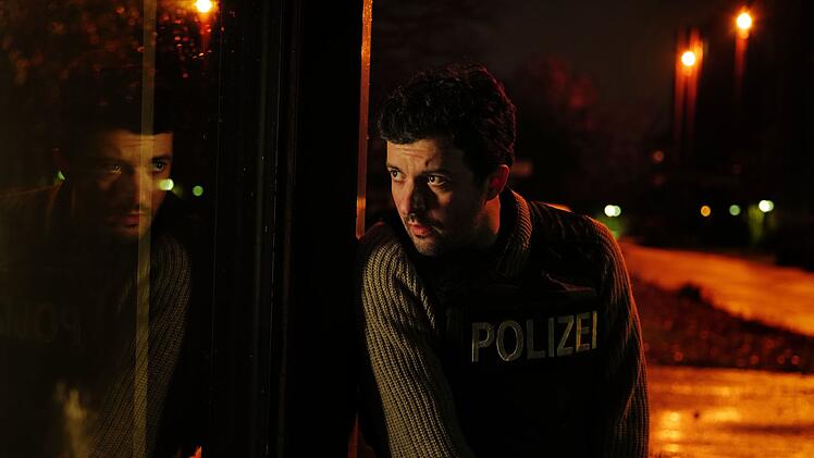 Ben Salawi (Camill Jammal) ger&auml;t bei der Fahnung in Gefahr.