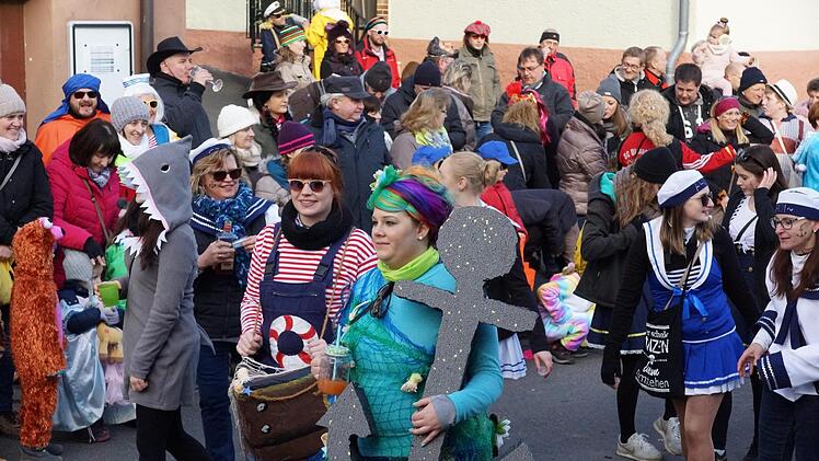 Gaudiwurm in DiebachFoto: Arkadius Guzy