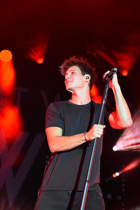 Wincent Weiss spielt kostenloses Konzert in Baiersdorf - BR-Radltour 2018